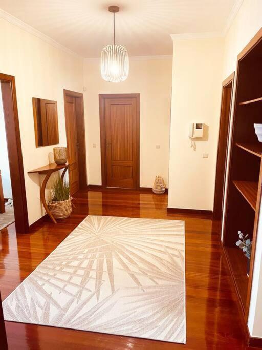 Seaview Apartment Walking To The Beach Фуншал Екстериор снимка