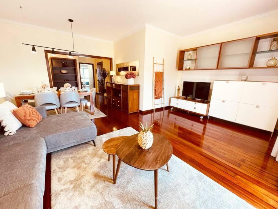 Seaview Apartment Walking To The Beach Фуншал Екстериор снимка